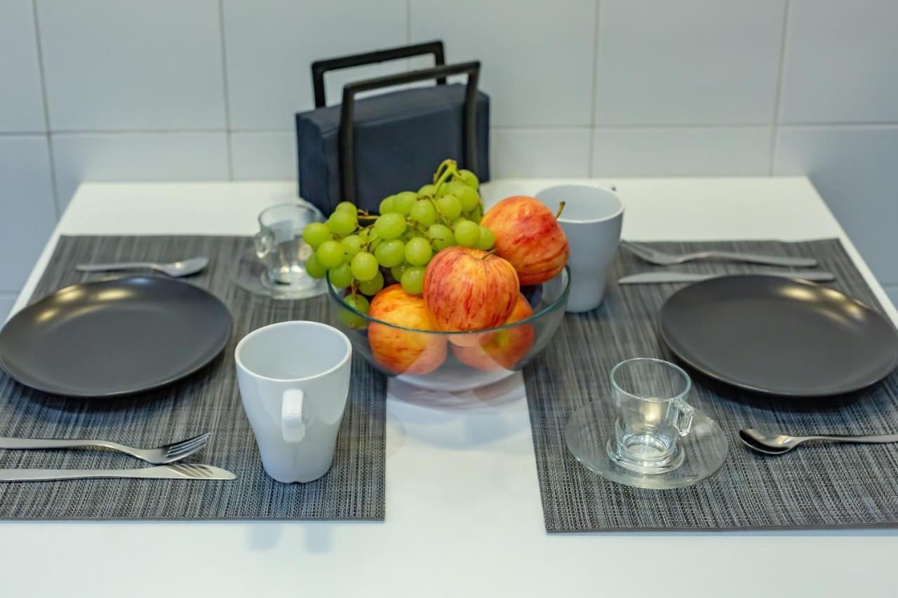 Imperium House - Appartamento Con Giardino Privato, 3 Minuti Da Metro Piazza Bologna, A-C, Рим Екстер'єр фото
